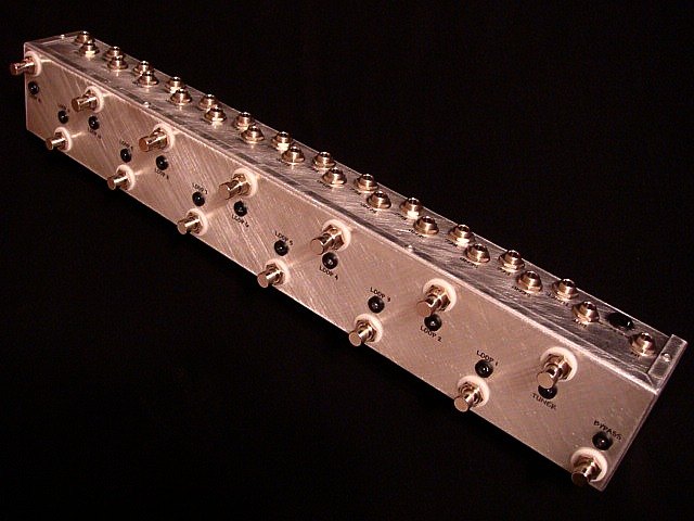 12-Loop Router w/Tuner Out & Master Bypass (Step)