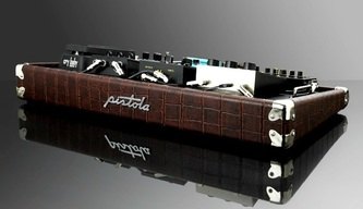 Pistola Custom Pedalboard™
