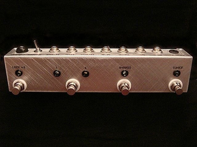 Clean/Dirty Router w/Loops & Tuner Out (Strip)