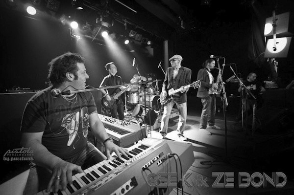 Marc Neff – keyboard player (purefunk, Gee K & Ze Bond a.o.) with a Pistola pedalboard